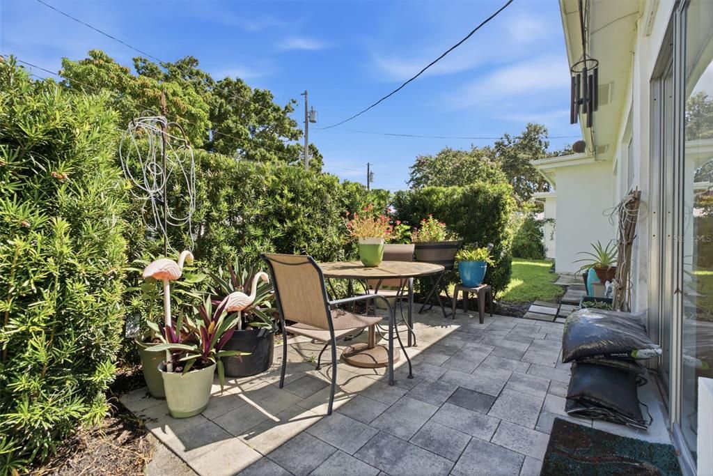 En Venta: $329,900 (2 camas, 2 baños, 1103 Pies cuadrados)