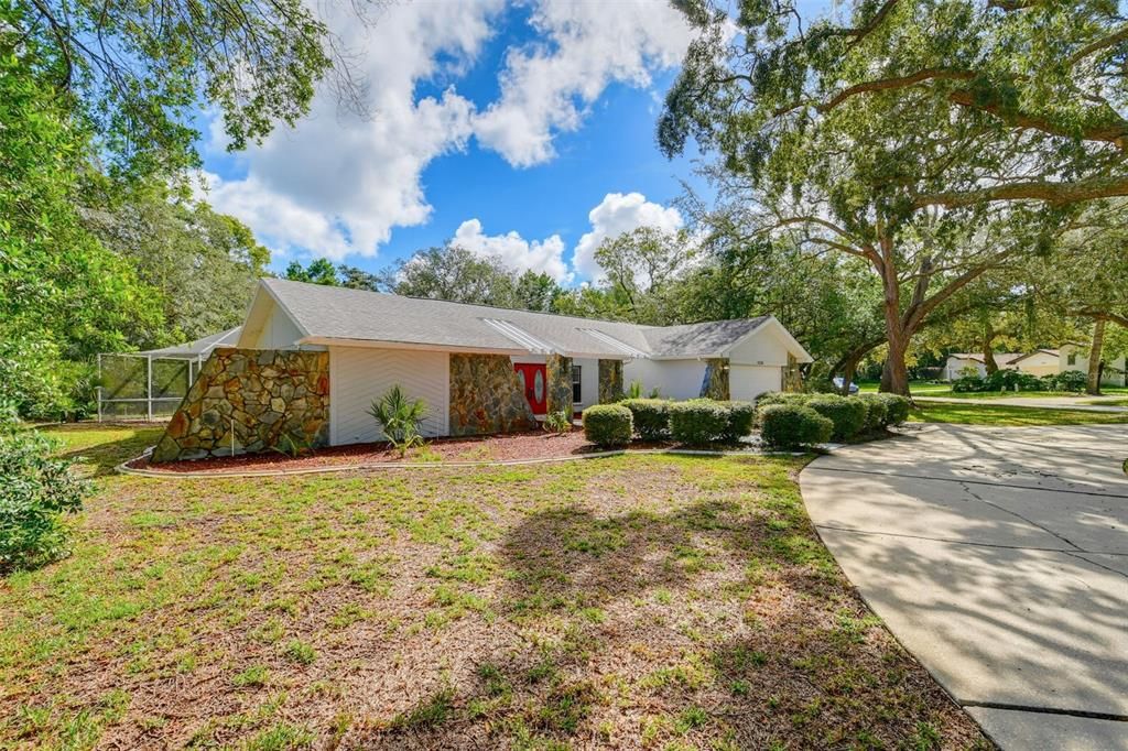 For Sale: $439,900 (3 beds, 2 baths, 2179 Square Feet)