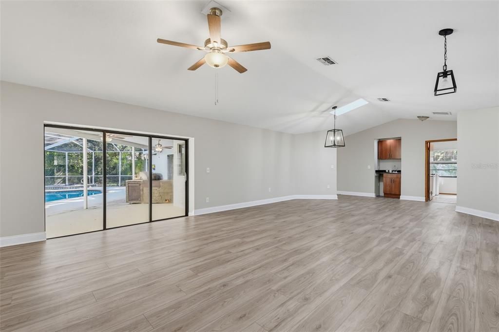 For Sale: $439,900 (3 beds, 2 baths, 2179 Square Feet)