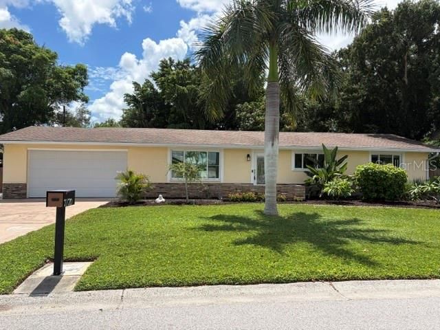 En Venta: $549,900 (3 camas, 2 baños, 1547 Pies cuadrados)