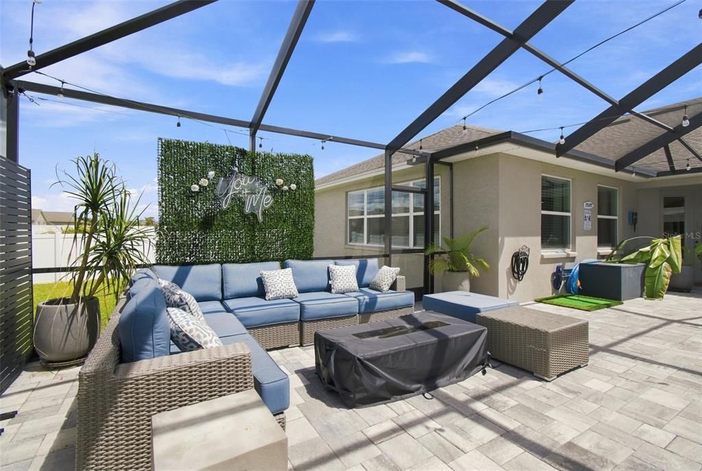 For Sale: $650,000 (4 beds, 3 baths, 2882 Square Feet)