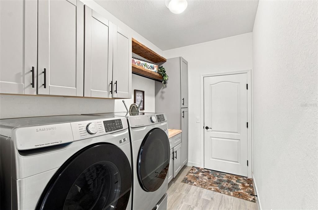 For Sale: $650,000 (4 beds, 3 baths, 2882 Square Feet)