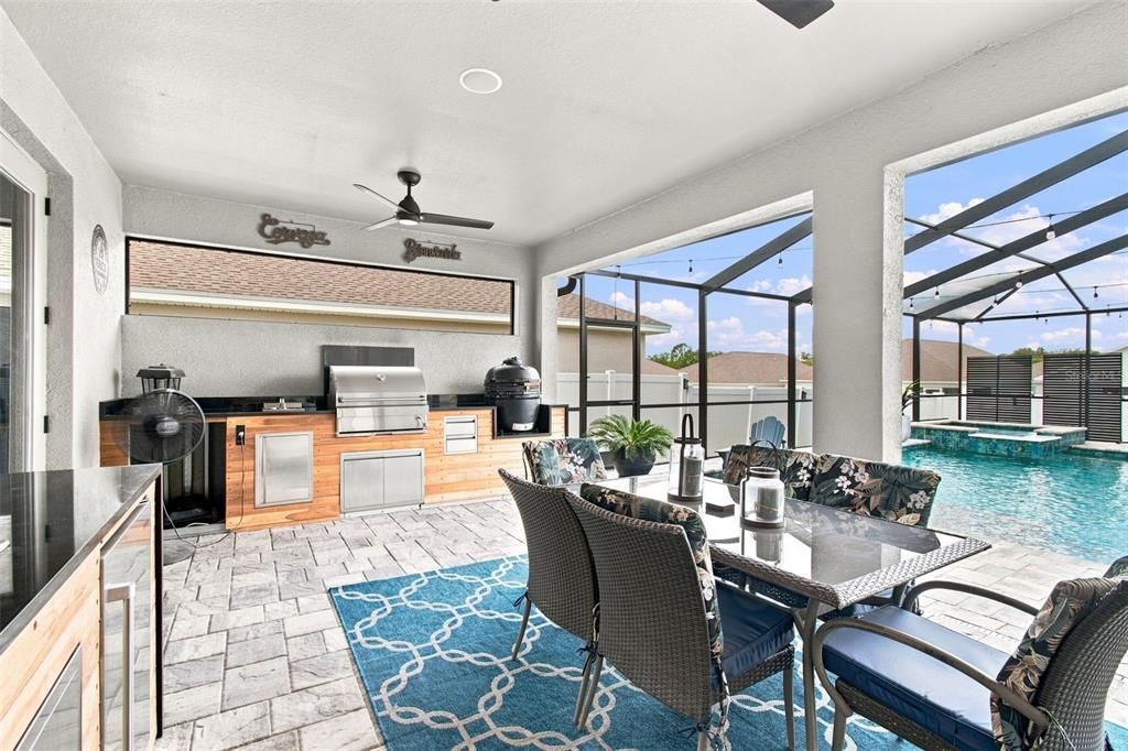 For Sale: $650,000 (4 beds, 3 baths, 2882 Square Feet)