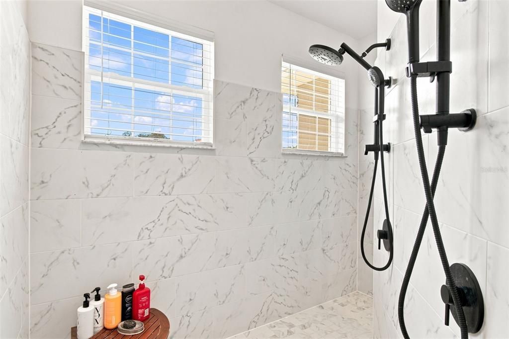 For Sale: $650,000 (4 beds, 3 baths, 2882 Square Feet)