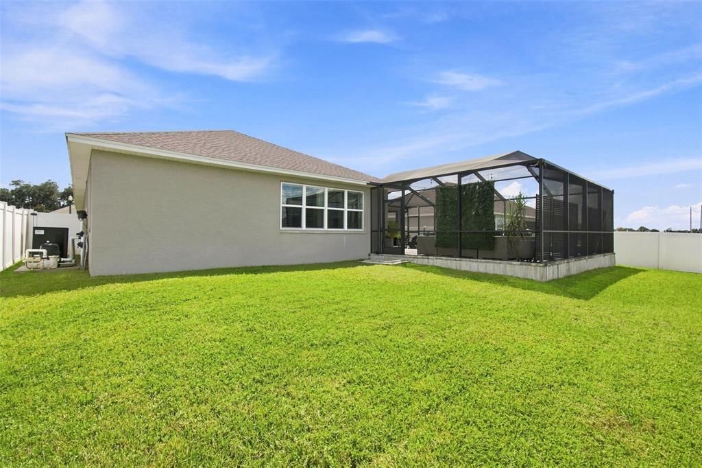 For Sale: $650,000 (4 beds, 3 baths, 2882 Square Feet)