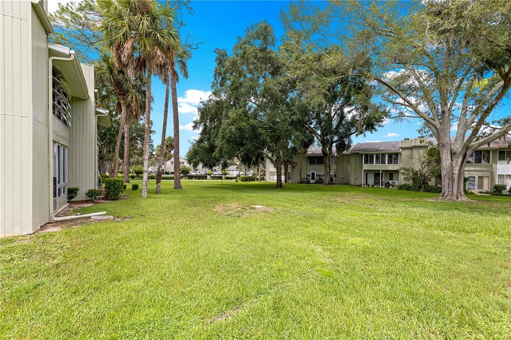 For Sale: $94,900 (1 beds, 1 baths, 764 Square Feet)