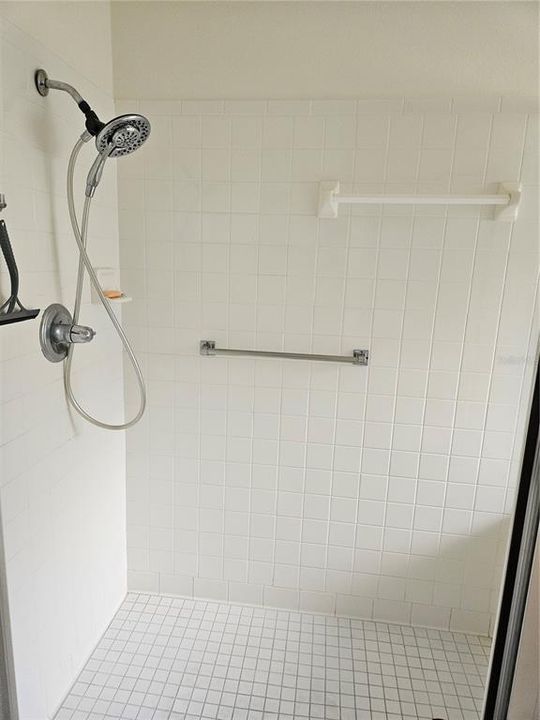 For Sale: $275,000 (2 beds, 2 baths, 1673 Square Feet)