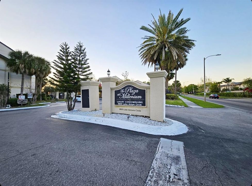 For Rent: $1,200 (1 beds, 1 baths, 526 Square Feet)