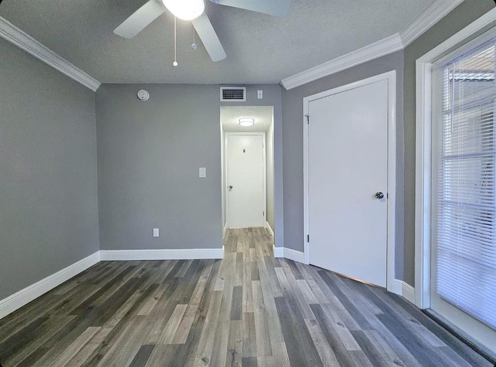 For Rent: $1,200 (1 beds, 1 baths, 526 Square Feet)