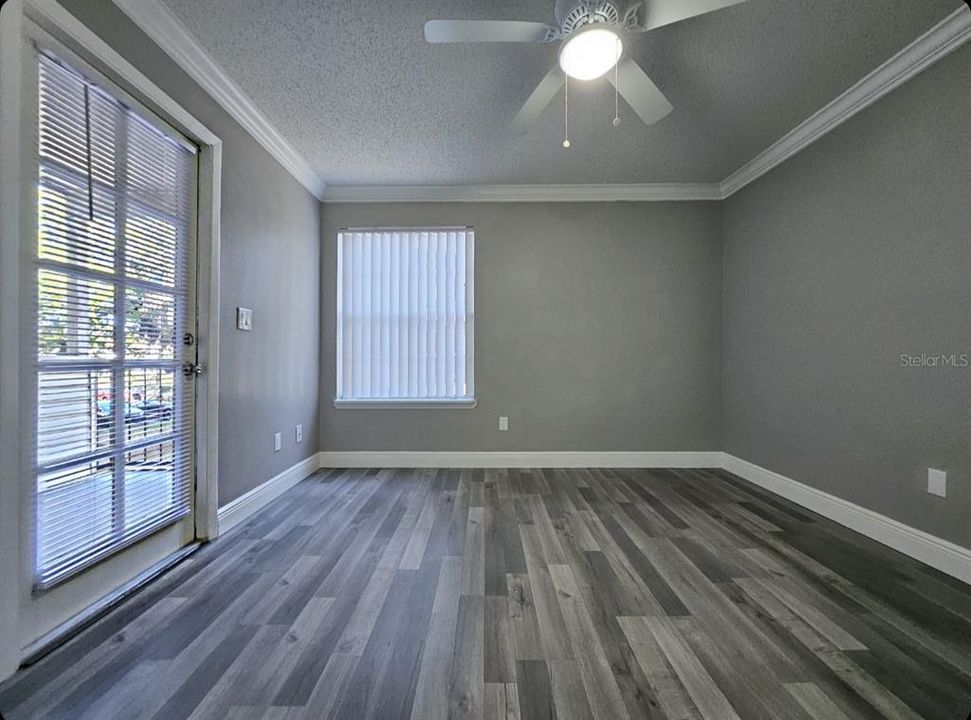 For Rent: $1,200 (1 beds, 1 baths, 526 Square Feet)