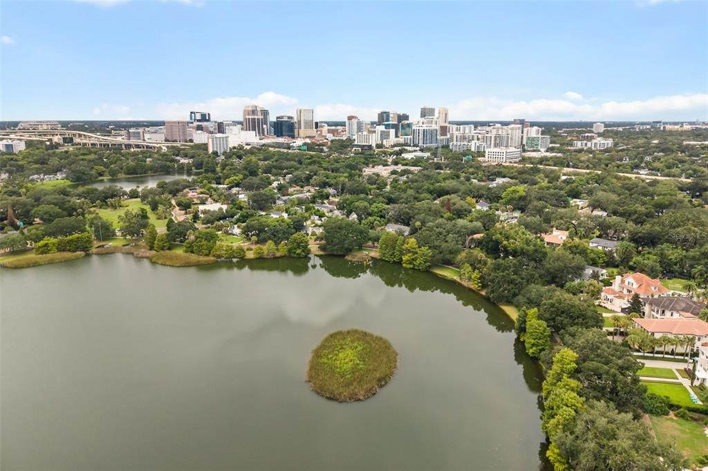 For Sale: $430,000 (2 beds, 1 baths, 1040 Square Feet)