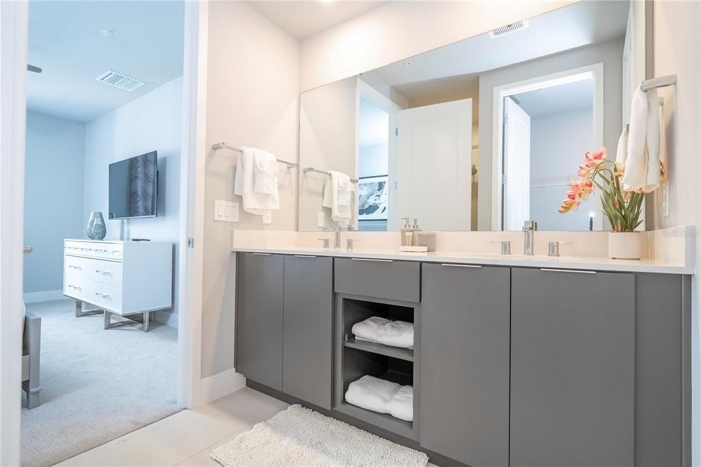 На продажу: $495,000 (4 спален, 3 ванн, 2630 Квадратных фут)