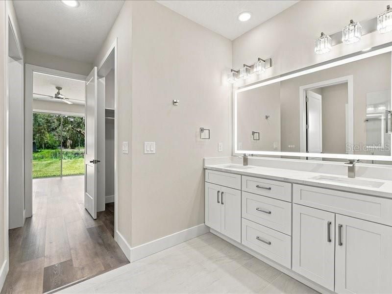 For Sale: $405,000 (4 beds, 2 baths, 2000 Square Feet)