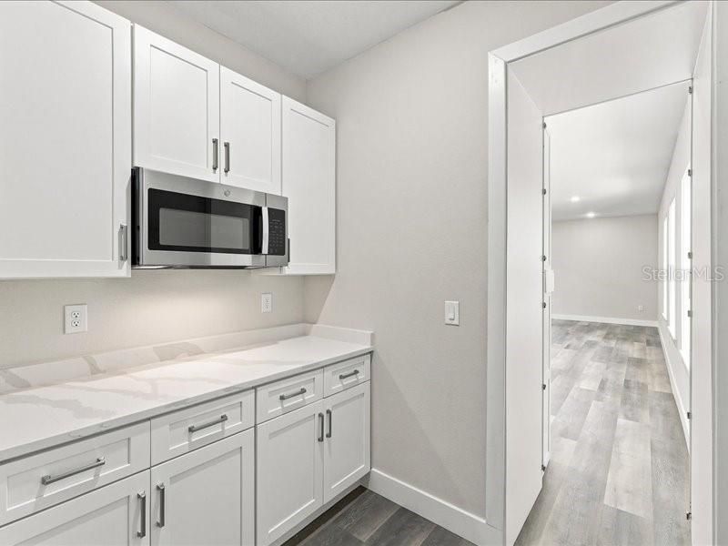 For Sale: $405,000 (4 beds, 2 baths, 2000 Square Feet)
