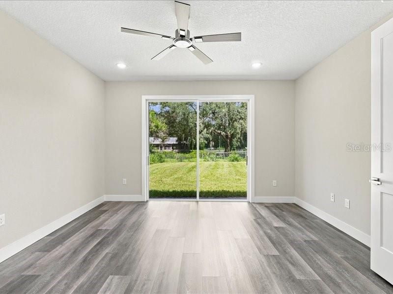 For Sale: $405,000 (4 beds, 2 baths, 2000 Square Feet)