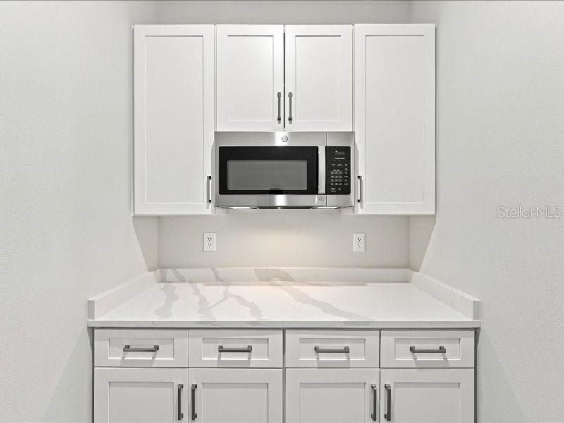 For Sale: $405,000 (4 beds, 2 baths, 2000 Square Feet)