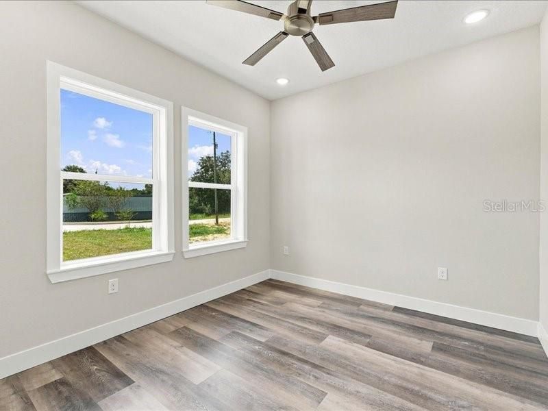 For Sale: $405,000 (4 beds, 2 baths, 2000 Square Feet)