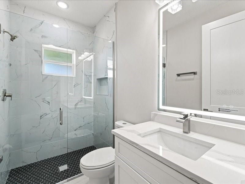 For Sale: $405,000 (4 beds, 2 baths, 2000 Square Feet)