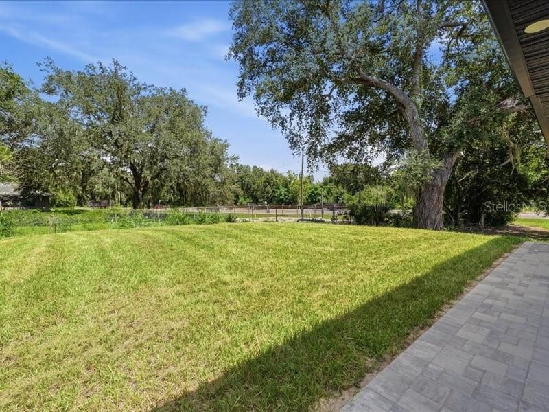 For Sale: $405,000 (4 beds, 2 baths, 2000 Square Feet)