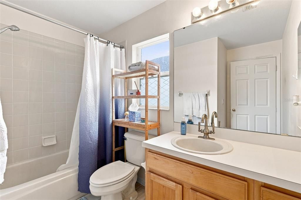For Sale: $405,000 (3 beds, 2 baths, 1601 Square Feet)
