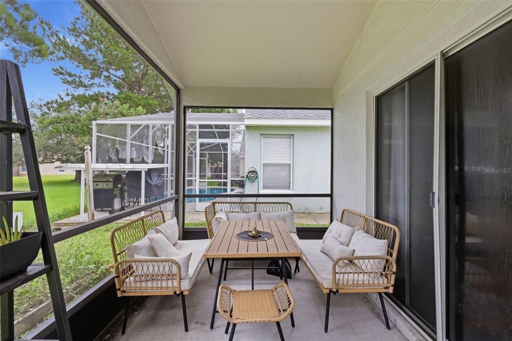 For Sale: $405,000 (3 beds, 2 baths, 1601 Square Feet)