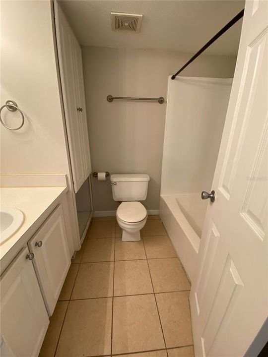 For Sale: $99,600 (1 beds, 1 baths, 496 Square Feet)