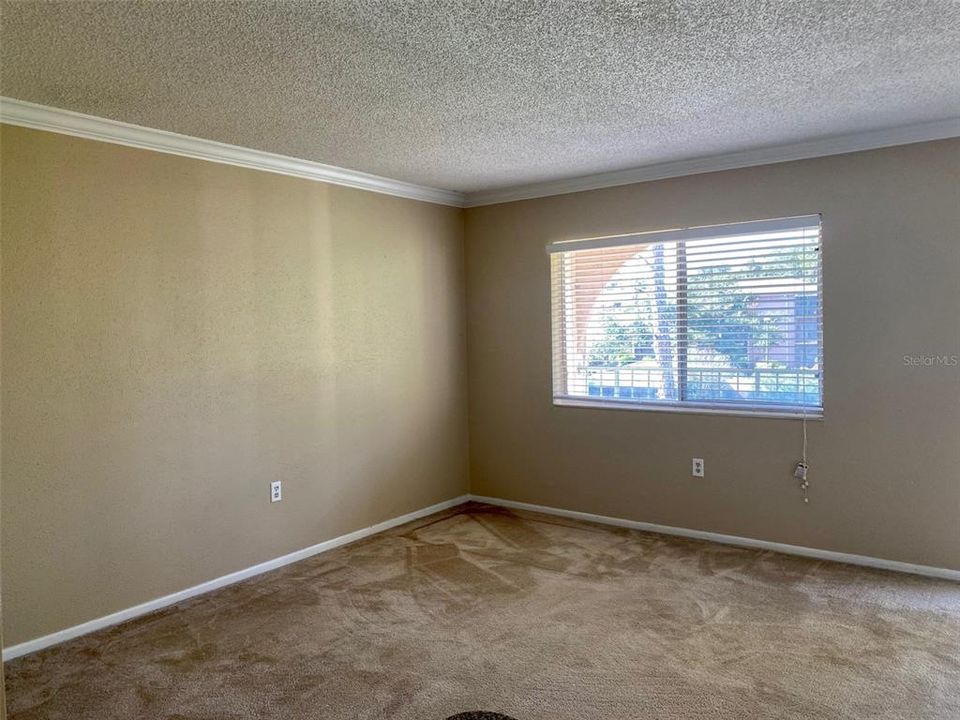 For Sale: $99,600 (1 beds, 1 baths, 496 Square Feet)