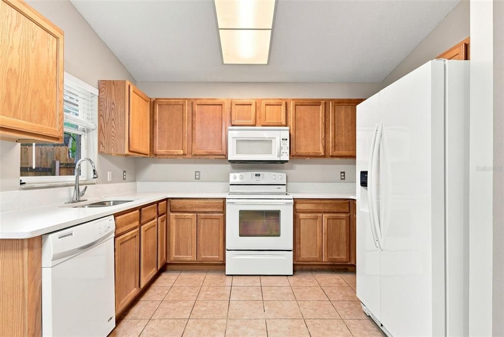 For Sale: $369,900 (3 beds, 2 baths, 1655 Square Feet)