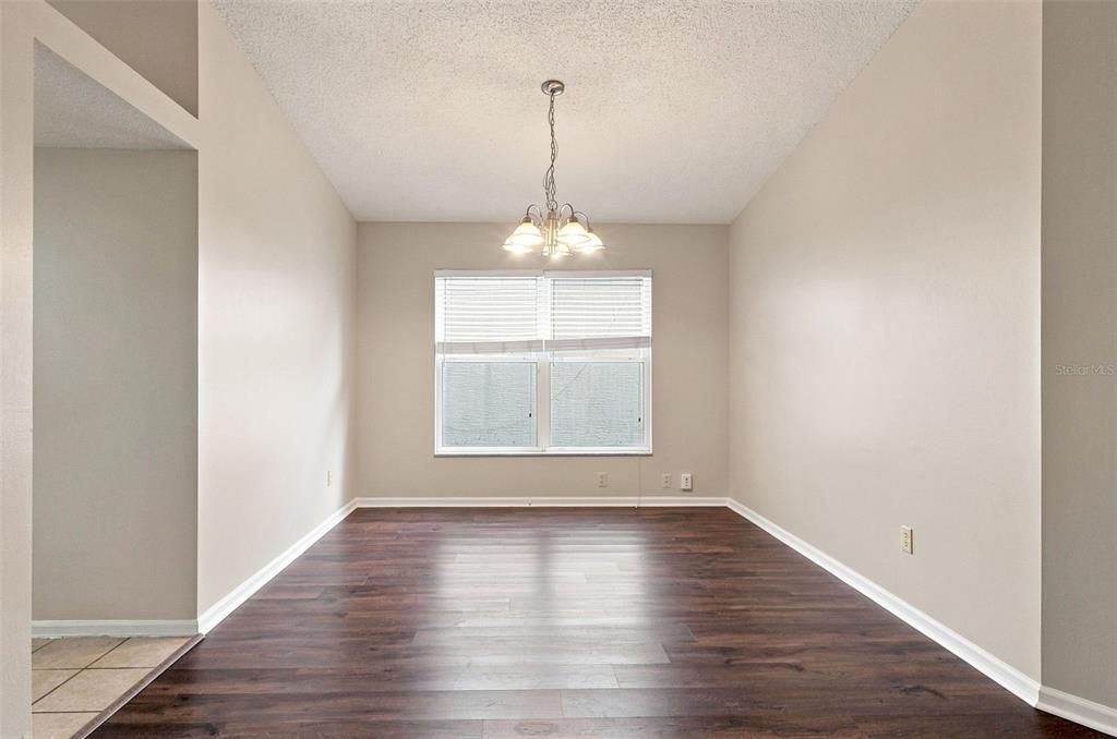 For Sale: $369,900 (3 beds, 2 baths, 1655 Square Feet)