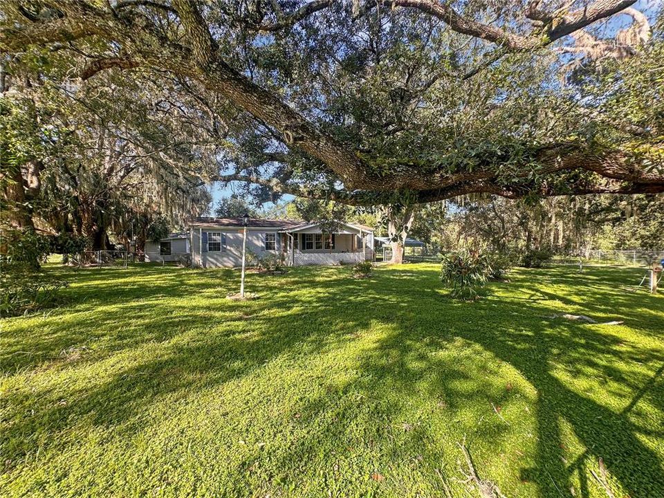 For Sale: $215,000 (3 beds, 2 baths, 1512 Square Feet)