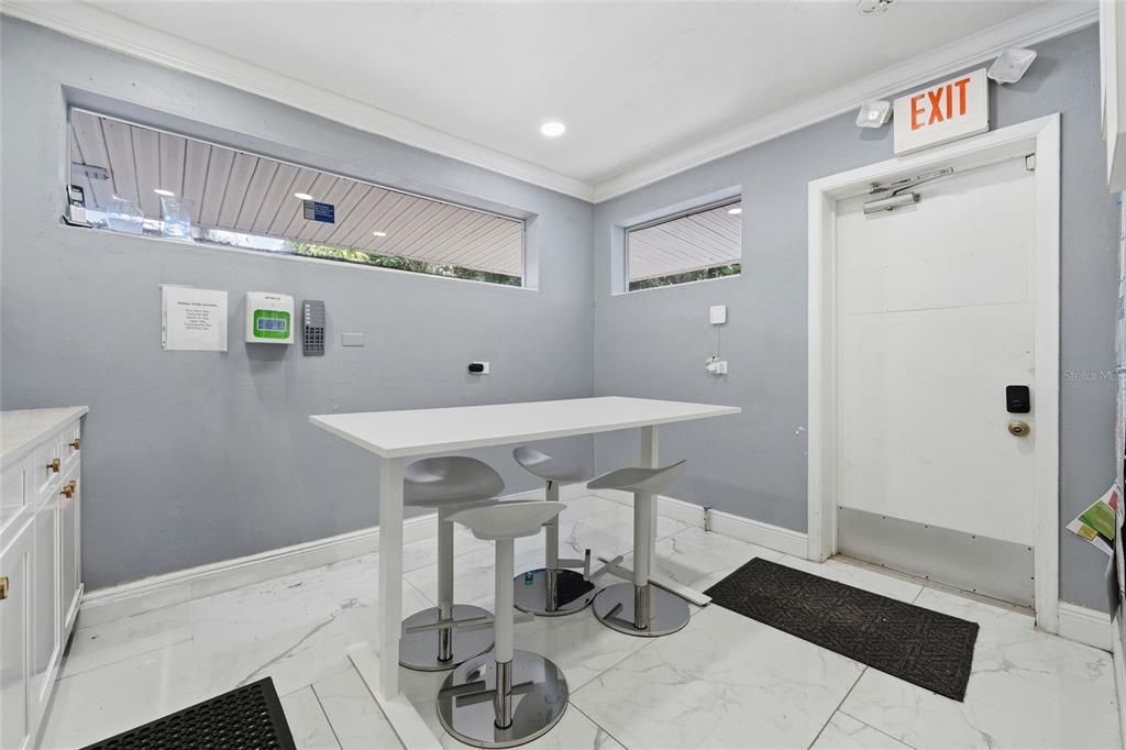En Venta: $549,000 (0 camas, 0 baños, 1550 Pies cuadrados)