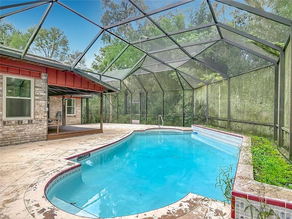 For Sale: $535,000 (4 beds, 2 baths, 2662 Square Feet)