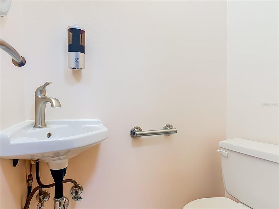 For Sale: $535,000 (4 beds, 2 baths, 2662 Square Feet)