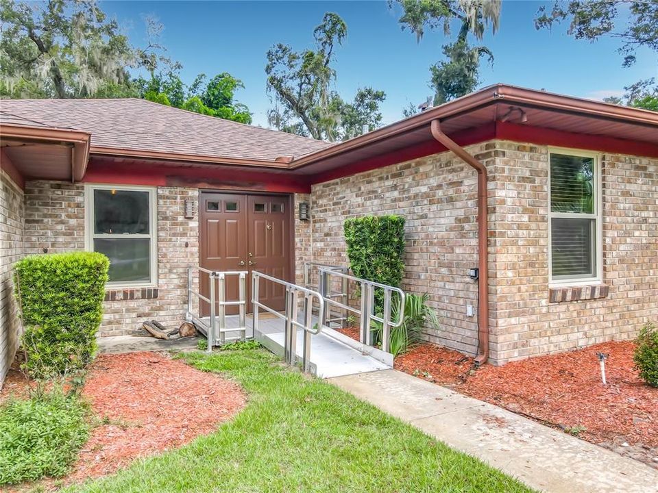 For Sale: $535,000 (4 beds, 2 baths, 2662 Square Feet)