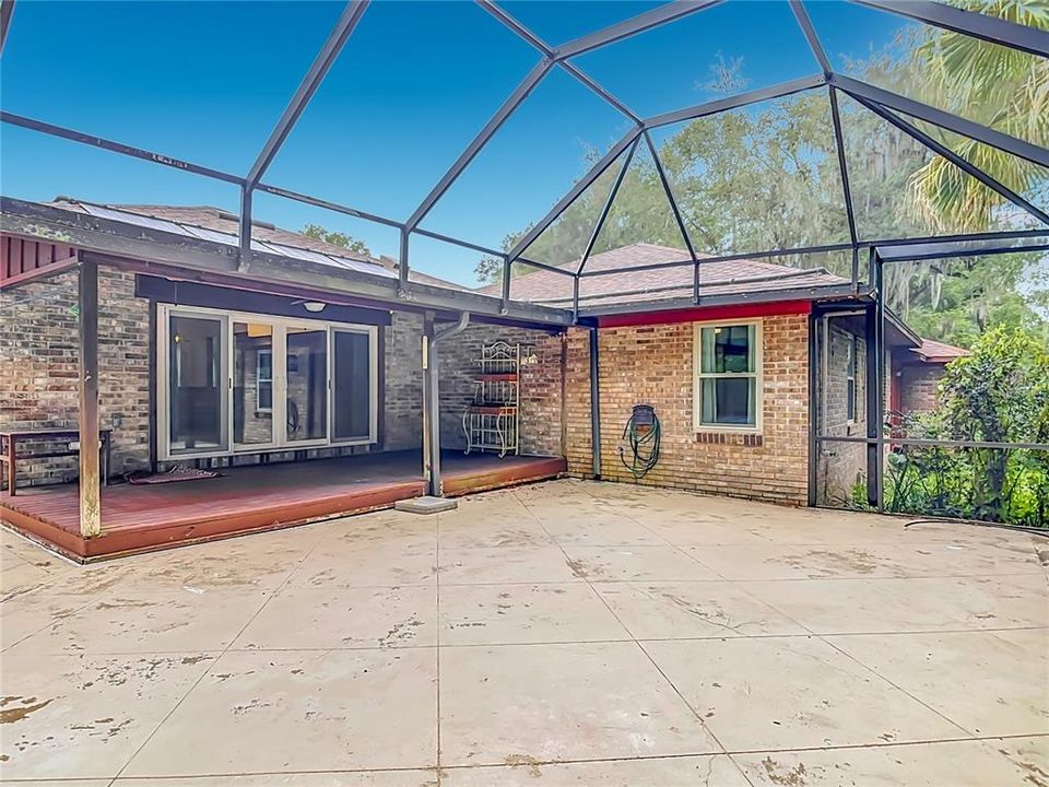 For Sale: $535,000 (4 beds, 2 baths, 2662 Square Feet)