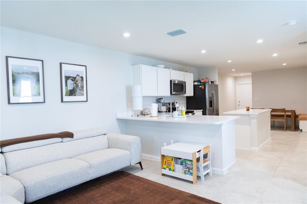 En Venta: $259,900 (3 camas, 2 baños, 1432 Pies cuadrados)
