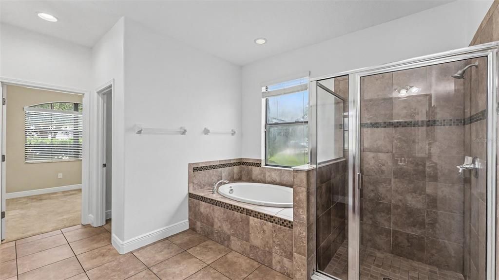 For Sale: $475,000 (4 beds, 3 baths, 3125 Square Feet)