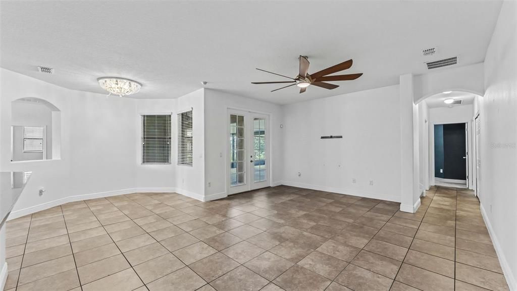 For Sale: $475,000 (4 beds, 3 baths, 3125 Square Feet)