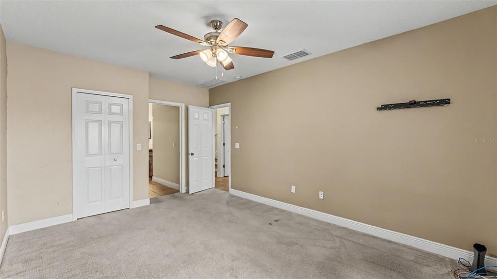 For Sale: $475,000 (4 beds, 3 baths, 3125 Square Feet)