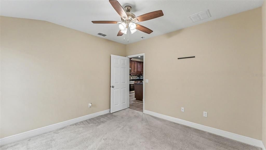 For Sale: $475,000 (4 beds, 3 baths, 3125 Square Feet)
