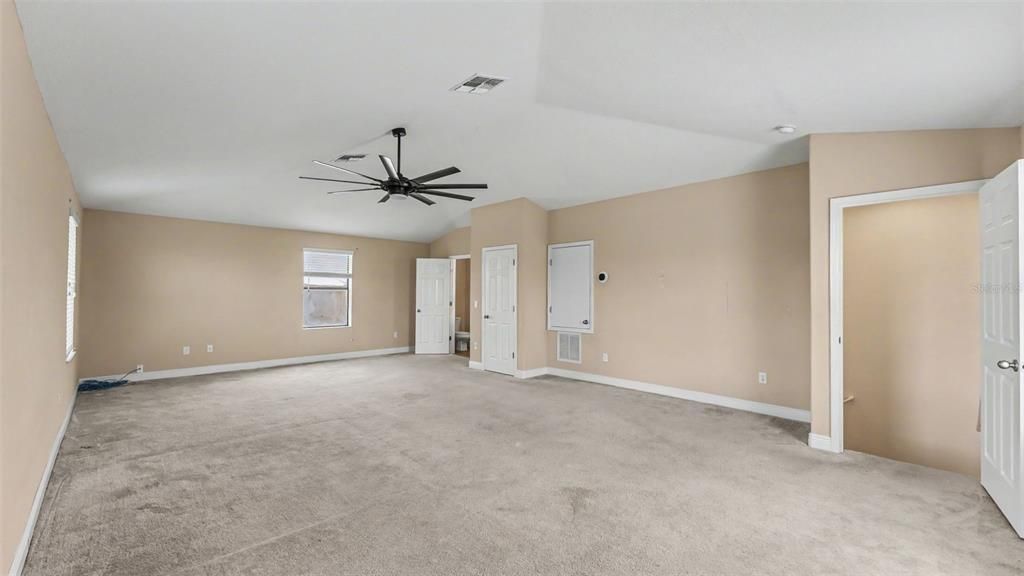 For Sale: $475,000 (4 beds, 3 baths, 3125 Square Feet)