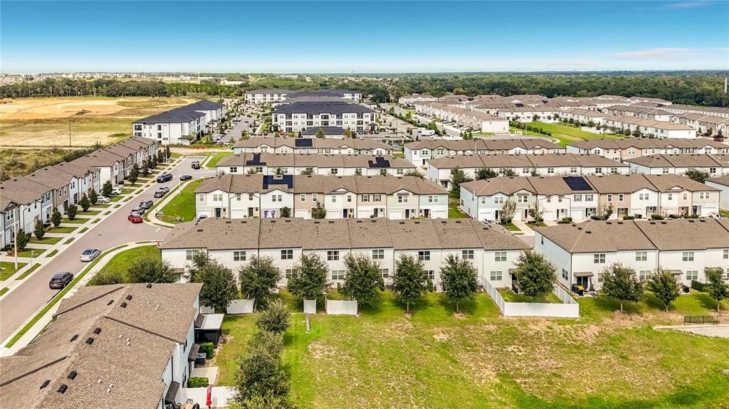 На продажу: $210,000 (3 спален, 2 ванн, 1404 Квадратных фут)