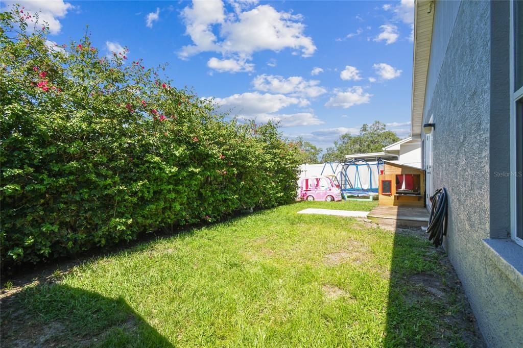 En Venta: $415,000 (4 camas, 2 baños, 1769 Pies cuadrados)