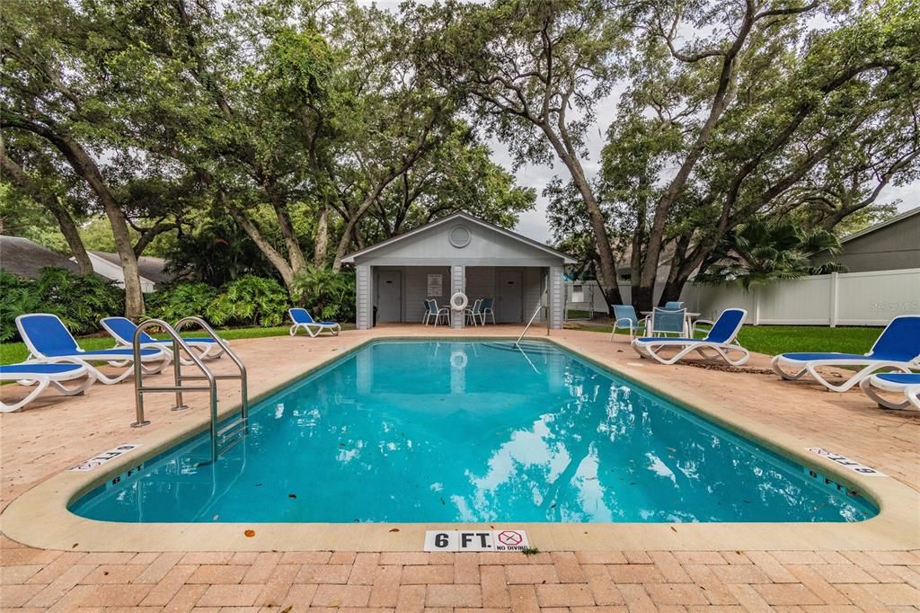En Venta: $415,000 (4 camas, 2 baños, 1769 Pies cuadrados)