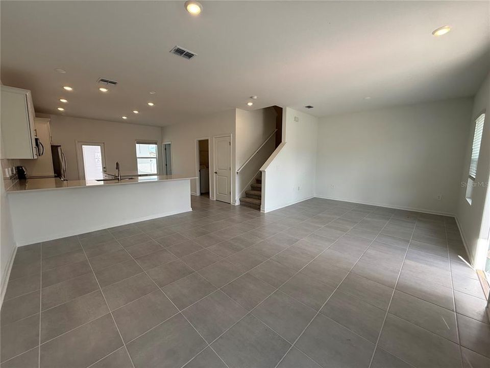 For Rent: $2,500 (3 beds, 2 baths, 1615 Square Feet)