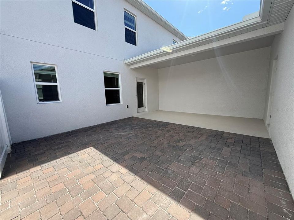 For Rent: $2,500 (3 beds, 2 baths, 1615 Square Feet)