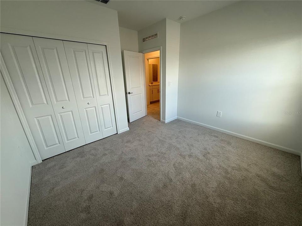 For Rent: $2,500 (3 beds, 2 baths, 1615 Square Feet)