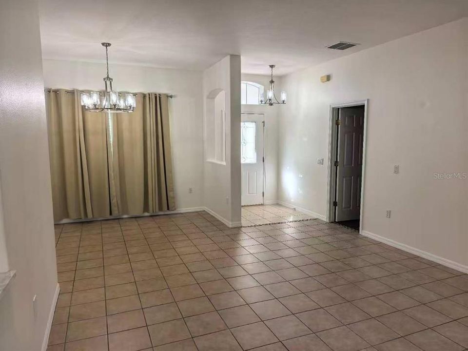 En Renta: $2,100 (3 camas, 2 baños, 1687 Pies cuadrados)