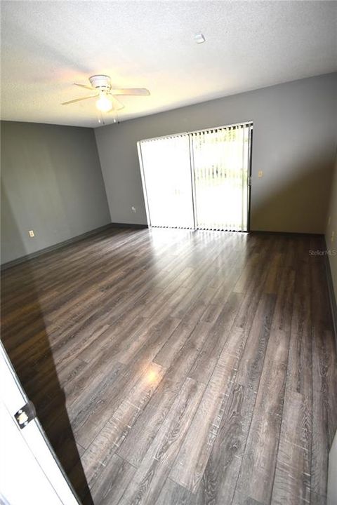 For Rent: $2,400 (3 beds, 2 baths, 1836 Square Feet)