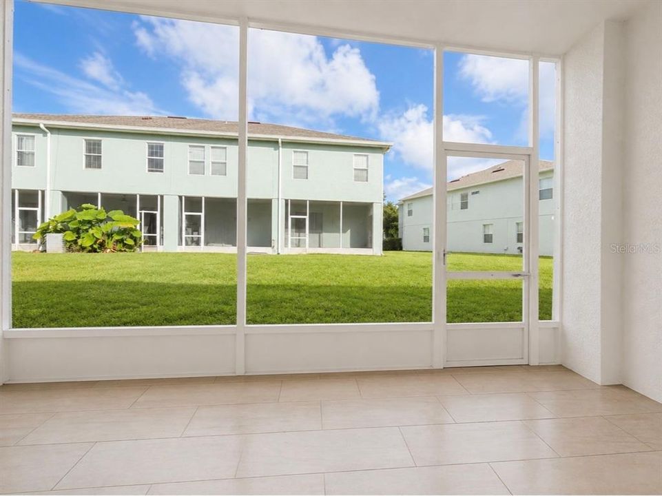 For Rent: $2,200 (3 beds, 2 baths, 1455 Square Feet)